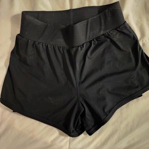 Fabletics Olesia Shorts